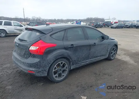 2013 Ford Focus Se z USA, uszkodzony, nr VIN 1FADP3K24DL110945
